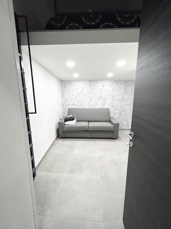 Luxury Home Valentino ナポリ エクステリア 写真